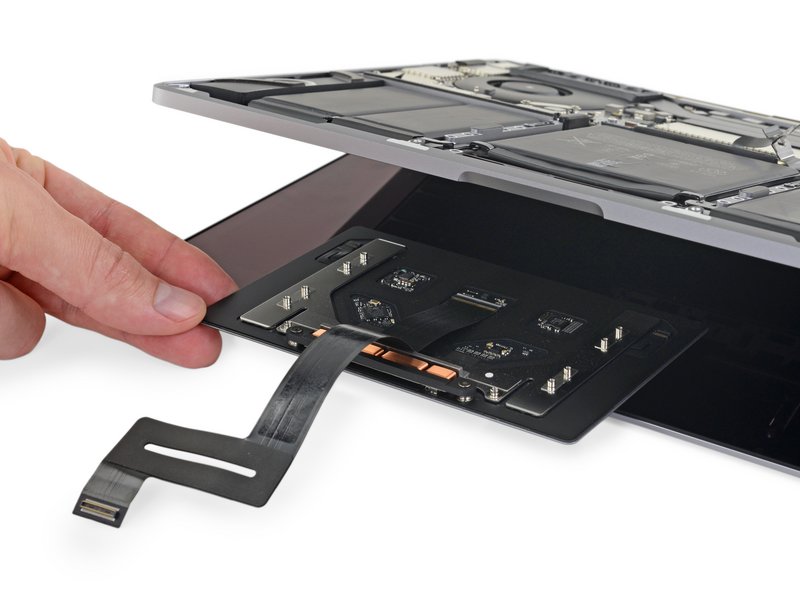 MacBook Pro 13" 2020 A2251 - Sostituzione Trackpad